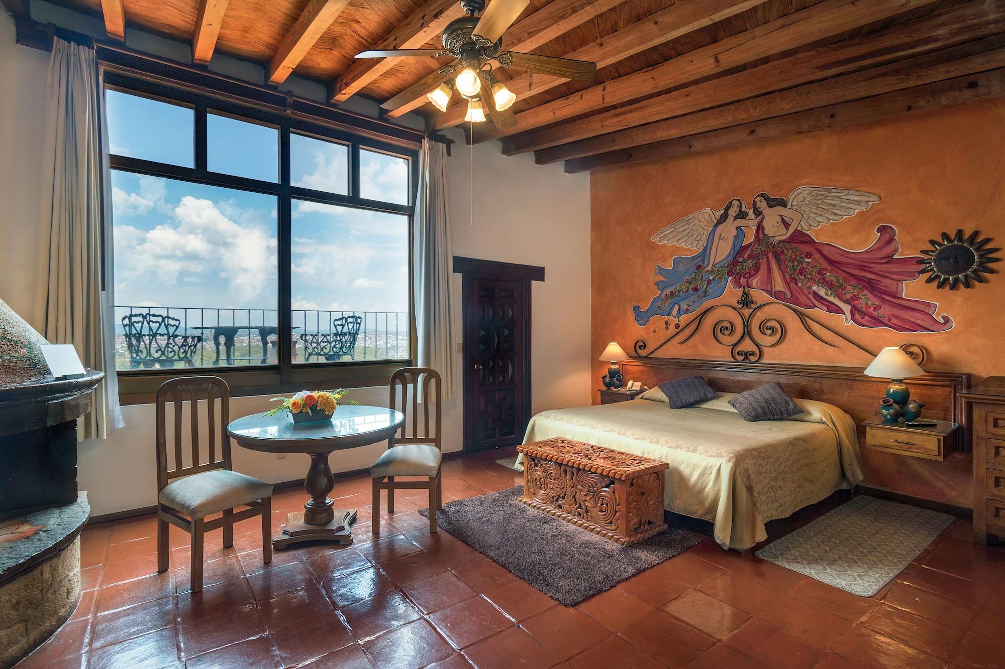 Villa San Jose Hotel & Suites Morelia Buitenkant foto