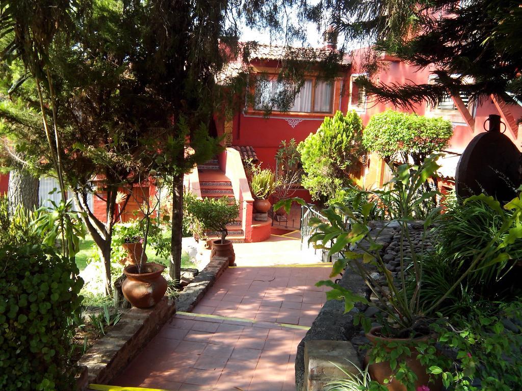 Villa San Jose Hotel & Suites Morelia Buitenkant foto